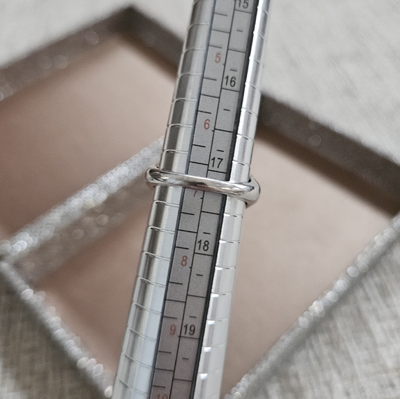 Sterling Silver Starfish Ring - Picture 7 of 7